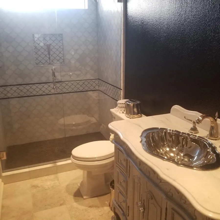 Professional plumbing work and bathroom remodeling in Sahuarita
